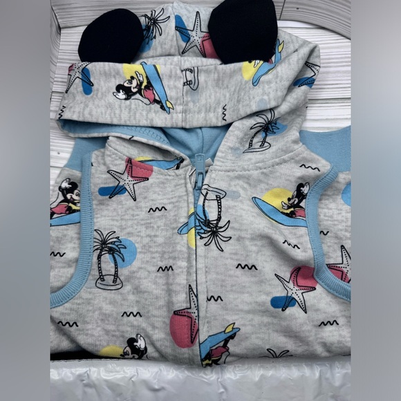 Super cute 12 month Baby Disney Mickey Mouse Romper - Picture 5 of 6